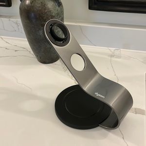 Dyson Supersonic hair dryer stand nickel/black